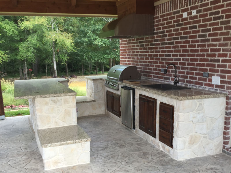 Outdoor Kitchen Installation, East Texas